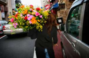Доставка цветов в Слуцке